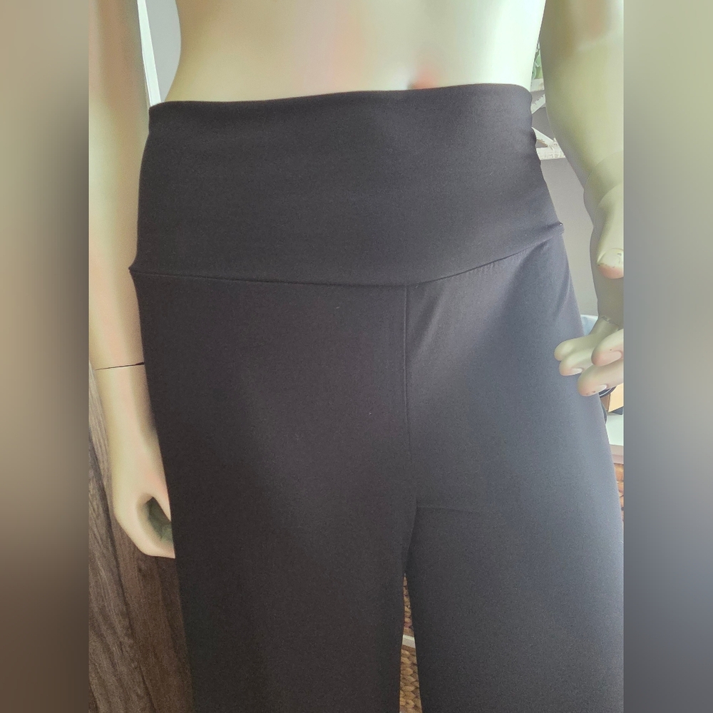🌹Black Wide Leg Pants with Flowing Silhouette - Picture 3 of 5